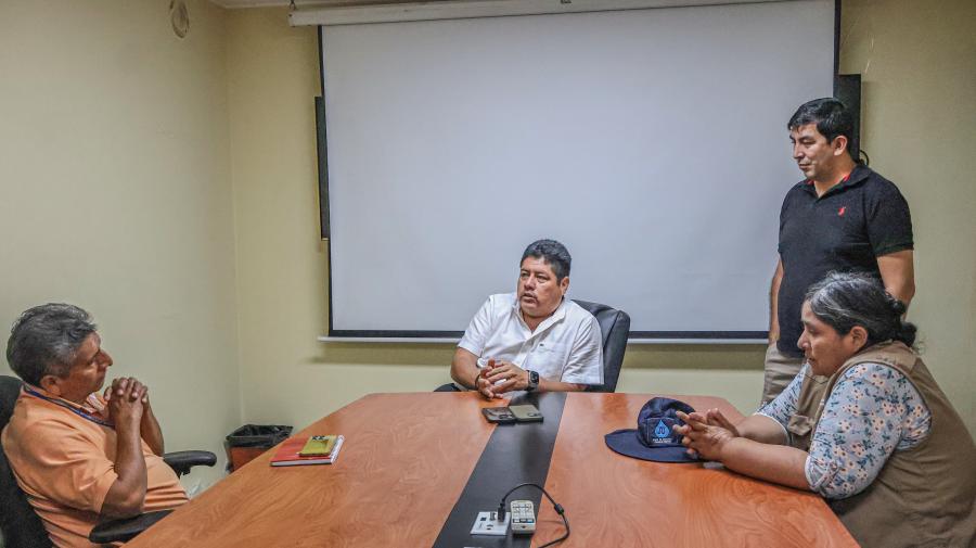 Consejeros de la Junta de Usuarios en reunión con IPESA