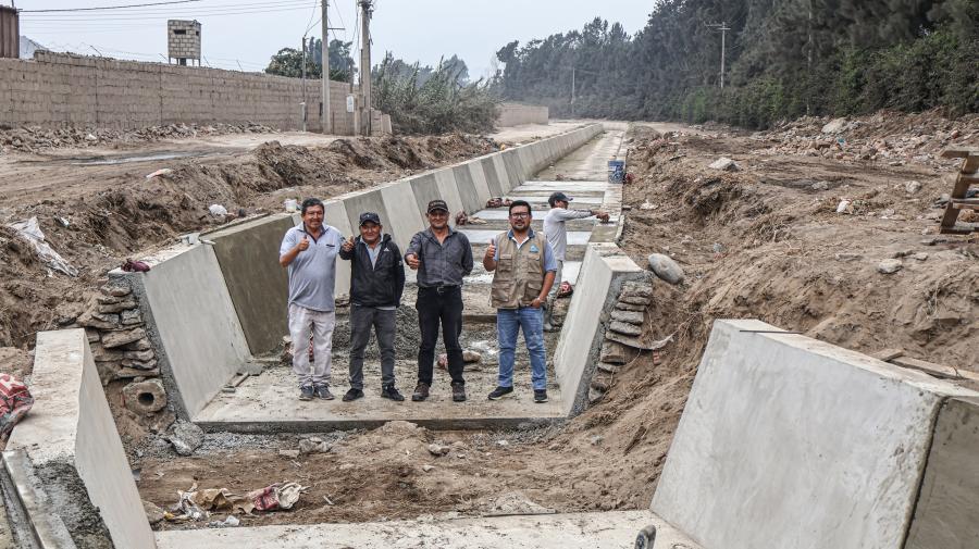 Supervisión de avances de obra en la Comisión de Usuarios La Esperanza
